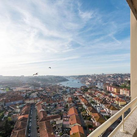Lovelystay - 1Br Flat With Stunning Views Over Porto 加亚新城 外观 照片