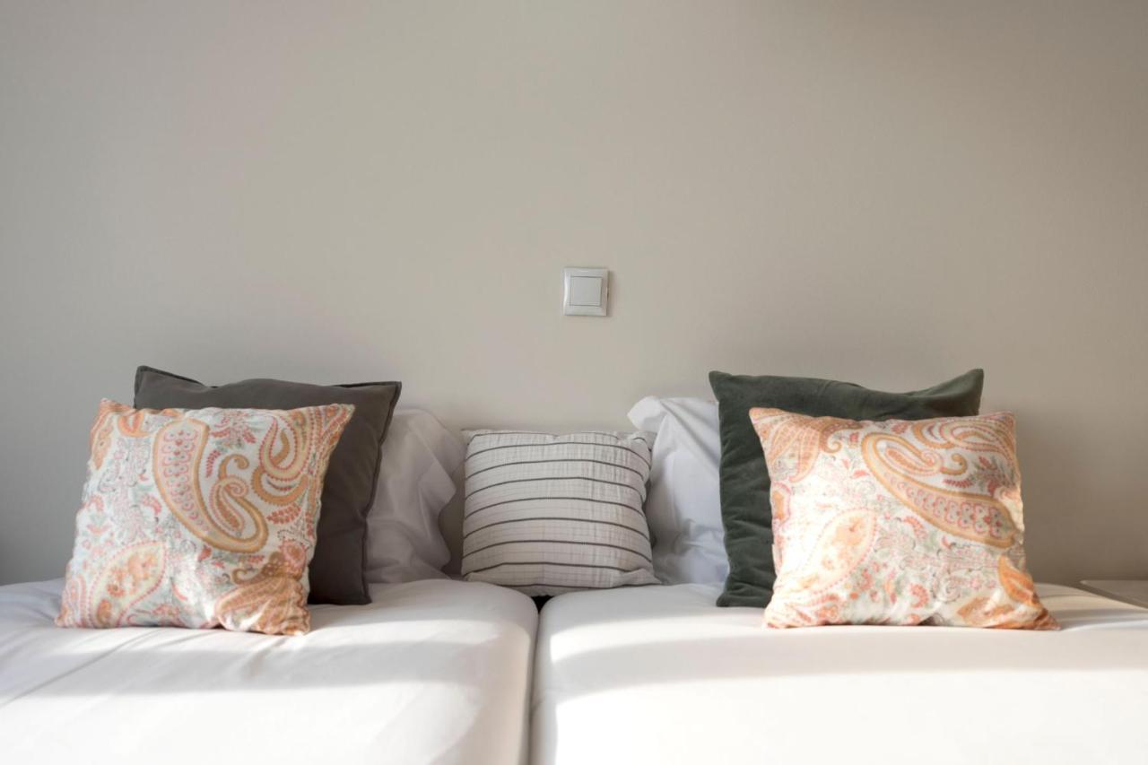 Lovelystay - 1Br Flat With Stunning Views Over Porto 加亚新城 外观 照片